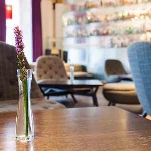 Glasgow hotels &amp; apartments, all accommodations in Glasgow