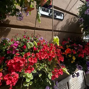 Glasgow hotels &amp; apartments, all accommodations in Glasgow