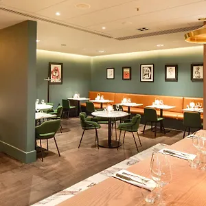 Glasgow hotels &amp; apartments, all accommodations in Glasgow