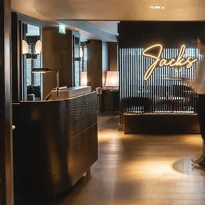 Glasgow hotels &amp; apartments, all accommodations in Glasgow