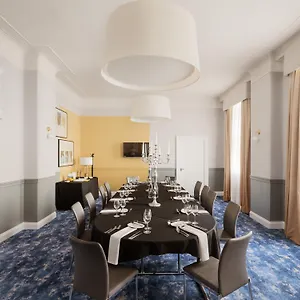 Glasgow hotels &amp; apartments, all accommodations in Glasgow